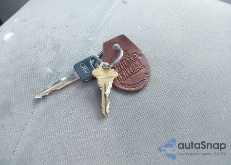 2013 Ford E-250 Commercial z USA, uszkodzony, nr VIN 1FTNE2EW8DDB16786